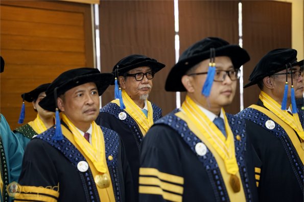 LIPUTAN WISUDA UNPAD GEL IV TA 2022 2023 SESI II (28)