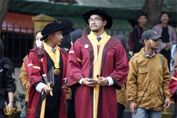 LIPUTAN WISUDA UNPAD GEL IV TA 2022 2023 SESI II (6)