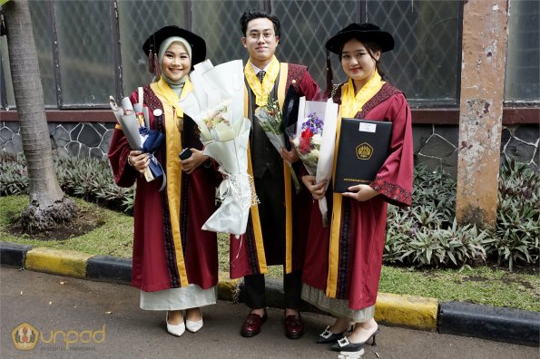 LIPUTAN WISUDA UNPAD GEL IV TA 2022 2023 SESI II (72)