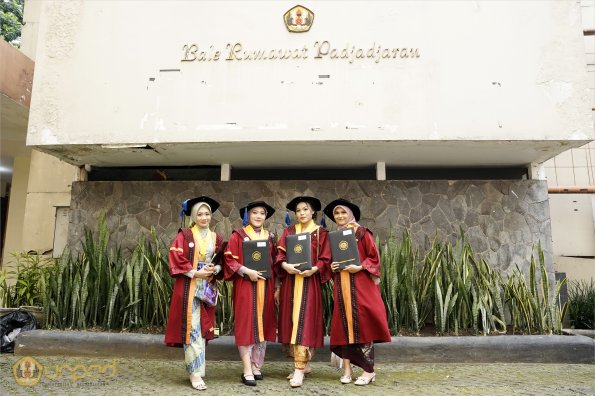 LIPUTAN WISUDA UNPAD GEL IV TA 2022 2023 SESI II (74)