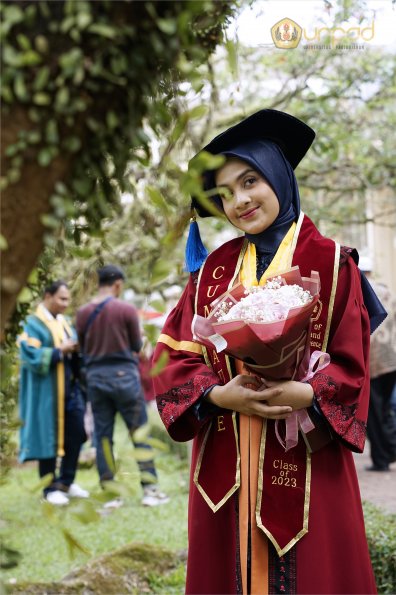 LIPUTAN WISUDA UNPAD GEL IV TA 2022 2023 SESI II (77)