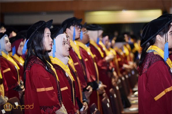 LIPUTAN WISUDA UNPAD GEL IV TA 2022 2023 SESI II (85)