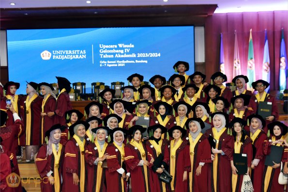 WISUDA UNPAD GEL IV TA 2023-2024 (108)