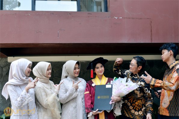 WISUDA UNPAD GEL IV TA 2023-2024 (115)