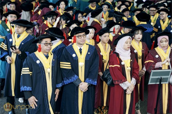 WISUDA UNPAD GEL IV TA 2023-2024 (27)