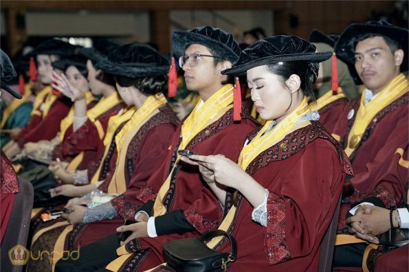 WISUDA UNPAD GEL IV TA 2023-2024 (41)