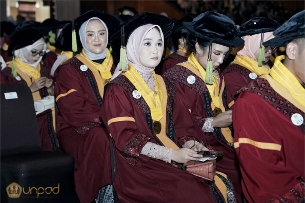 WISUDA UNPAD GEL IV TA 2023-2024 (57)