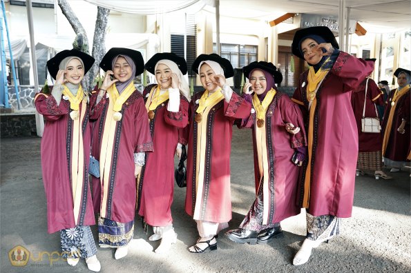 WISUDA UNPAD GEL IV TA 2023-2024 (7)