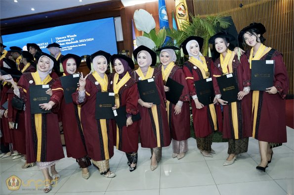 WISUDA UNPAD GEL IV TA 2023-2024 (87)