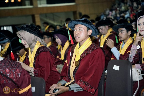 WISUDA UNPAD GEL IV TA 2023-2024 (10)