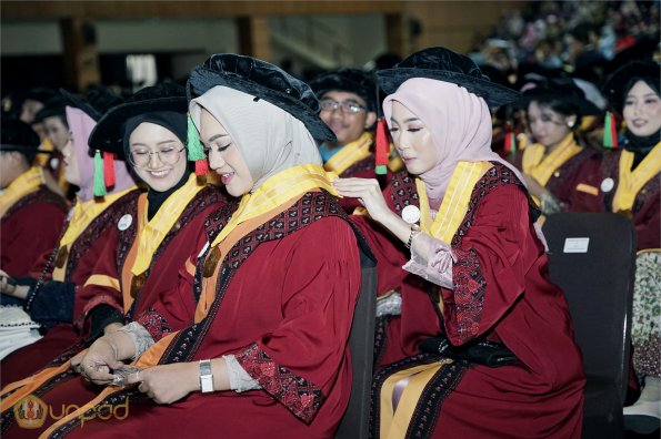 WISUDA UNPAD GEL IV TA 2023-2024 (15)