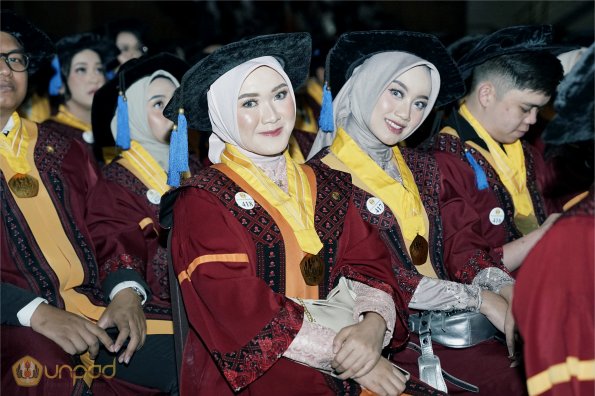 WISUDA UNPAD GEL IV TA 2023-2024 (30)