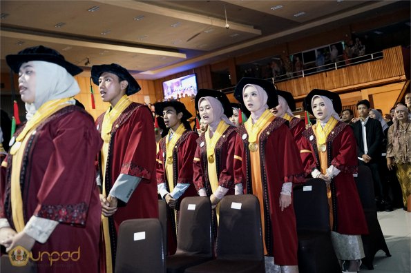 WISUDA UNPAD GEL IV TA 2023-2024 (36)