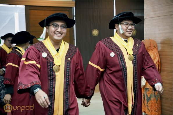 WISUDA UNPAD GEL IV TA 2023-2024 (4)