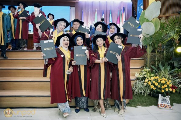 WISUDA UNPAD GEL IV TA 2023-2024 (58)