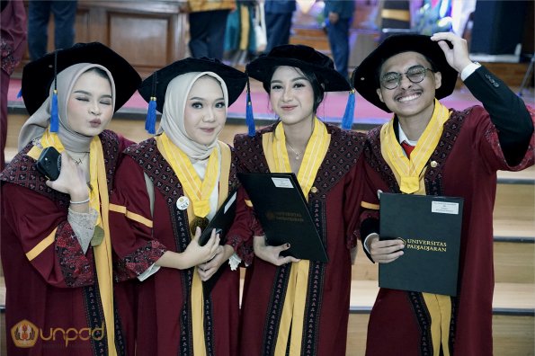 WISUDA UNPAD GEL IV TA 2023-2024 (61)