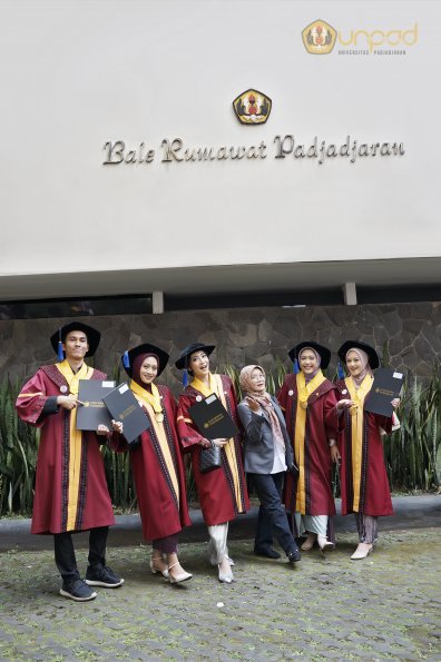 WISUDA UNPAD GEL IV TA 2023-2024 (64)