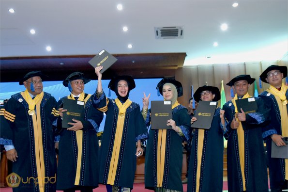 WISUDA UNPAD GEL IV TA 2023-2024 (93)