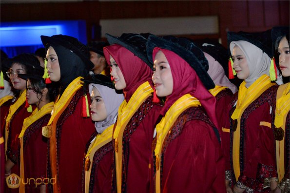 WISUDA UNPAD GEL III TA 2023-2024 (107)