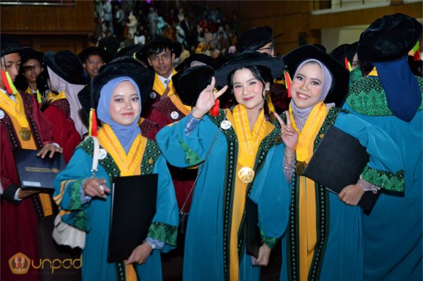 WISUDA UNPAD GEL III TA 2023-2024 (109)