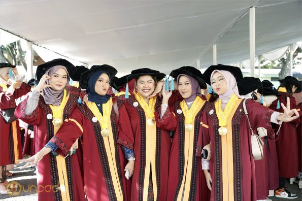 WISUDA UNPAD GEL III TA 2023-2024 (15)