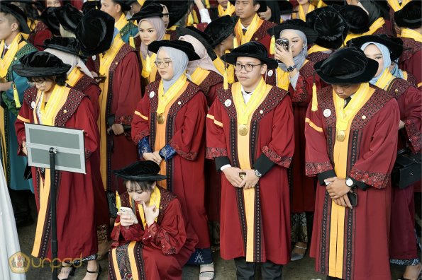 WISUDA UNPAD GEL III TA 2023-2024 (20)