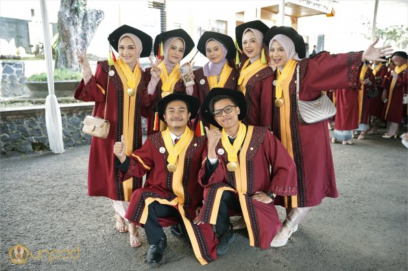 WISUDA UNPAD GEL III TA 2023-2024 (21)