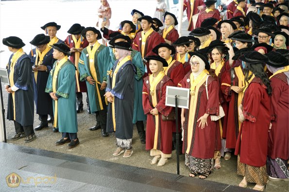 WISUDA UNPAD GEL III TA 2023-2024 (22)