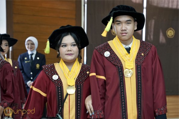 WISUDA UNPAD GEL III TA 2023-2024 (39)