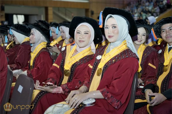 WISUDA UNPAD GEL III TA 2023-2024 (44)