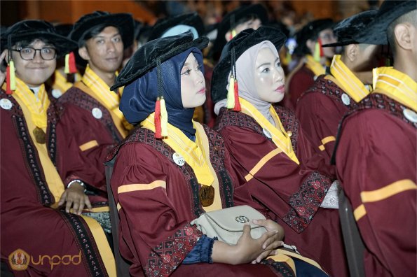 WISUDA UNPAD GEL III TA 2023-2024 (63)