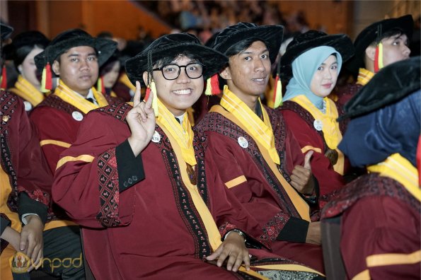 WISUDA UNPAD GEL III TA 2023-2024 (64)