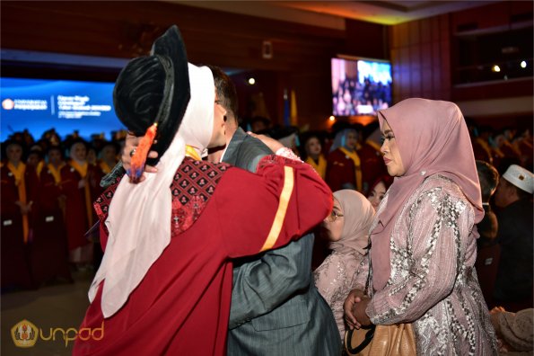 WISUDA UNPAD GEL III TA 2023-2024 (95)