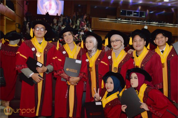 WISUDA UNPAD GEL III TA 2023-2024 (121)