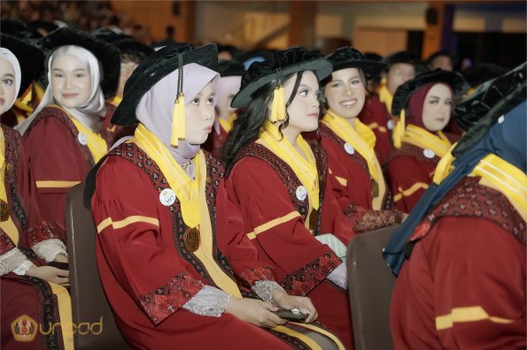 WISUDA UNPAD GEL III TA 2023-2024 (18)