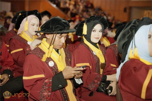 WISUDA UNPAD GEL III TA 2023-2024 (23)