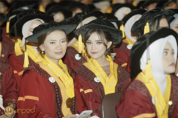 WISUDA UNPAD GEL III TA 2023-2024 (34)