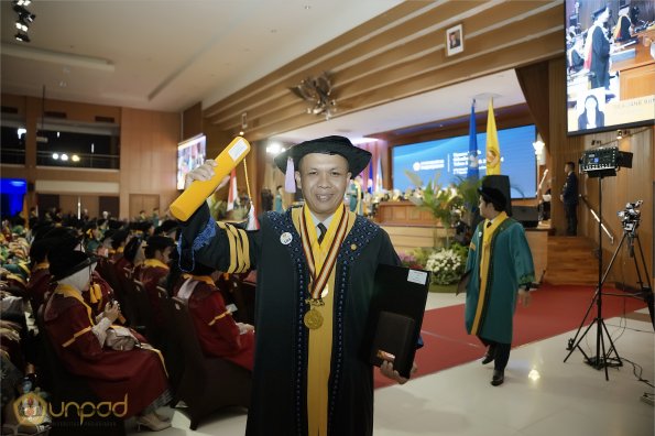 WISUDA UNPAD GEL III TA 2023-2024 (39)