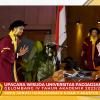 WISUDA UNPAD GEL III TA 2023-2024 FAK. ILMU KOMUNIKASI OLEH REKTOR (102)