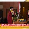 WISUDA UNPAD GEL III TA 2023-2024 FAK. FARMASI OLEH REKTOR (51)