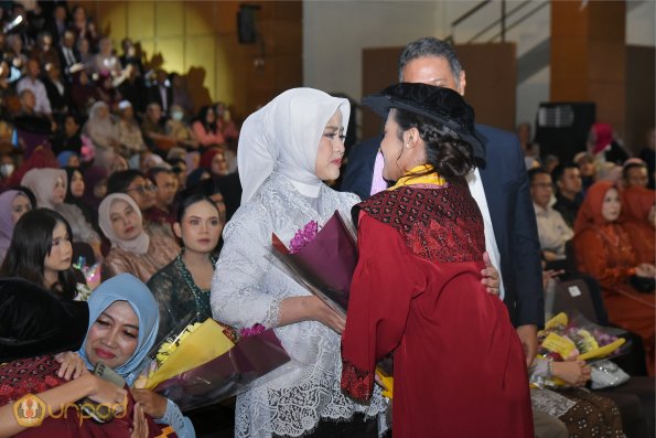 WISUDA UNPAD GEL IV TA 2024-2025 (103)