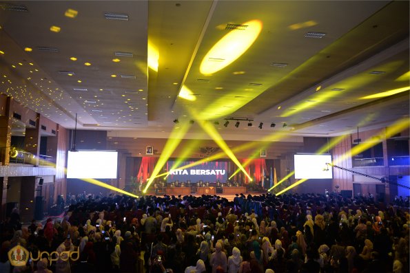 WISUDA UNPAD GEL IV TA 2024-2025 (11)