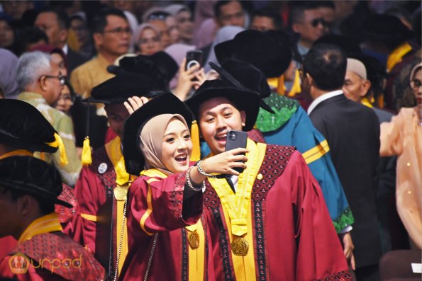 WISUDA UNPAD GEL IV TA 2024-2025 (15)