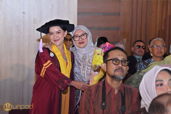 WISUDA UNPAD GEL IV TA 2024-2025 (17)