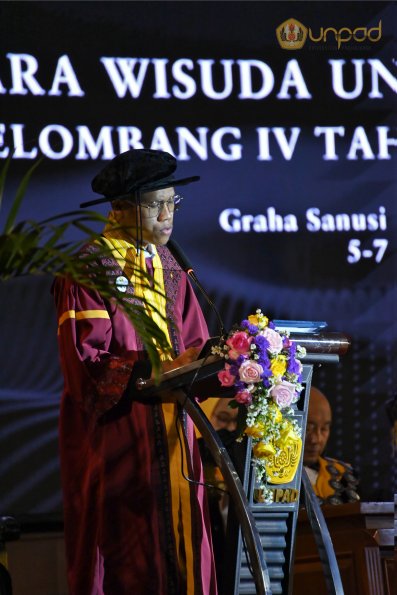 WISUDA UNPAD GEL IV TA 2024-2025 (24)