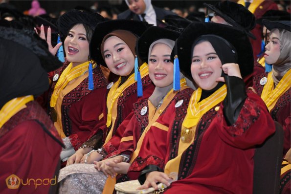 WISUDA UNPAD GEL IV TA 2024-2025 (30)