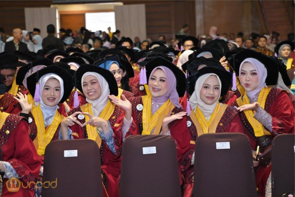 WISUDA UNPAD GEL IV TA 2024-2025 (33)