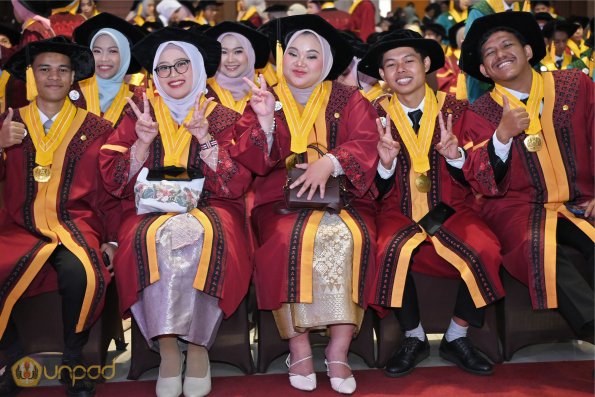 WISUDA UNPAD GEL IV TA 2024-2025 (36)