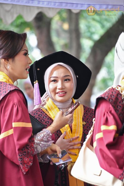 WISUDA UNPAD GEL IV TA 2024-2025 (40)