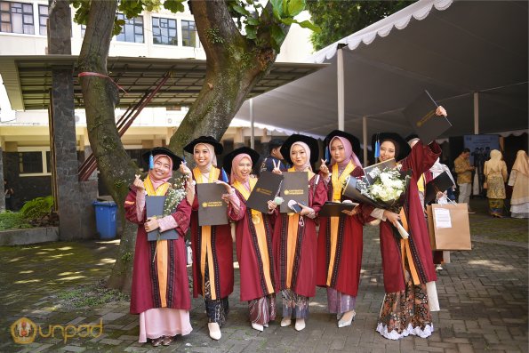 WISUDA UNPAD GEL IV TA 2024-2025 (50)